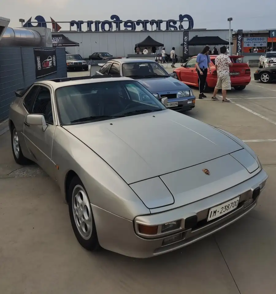 Porsche 944 Coupe 2.5, foto 4