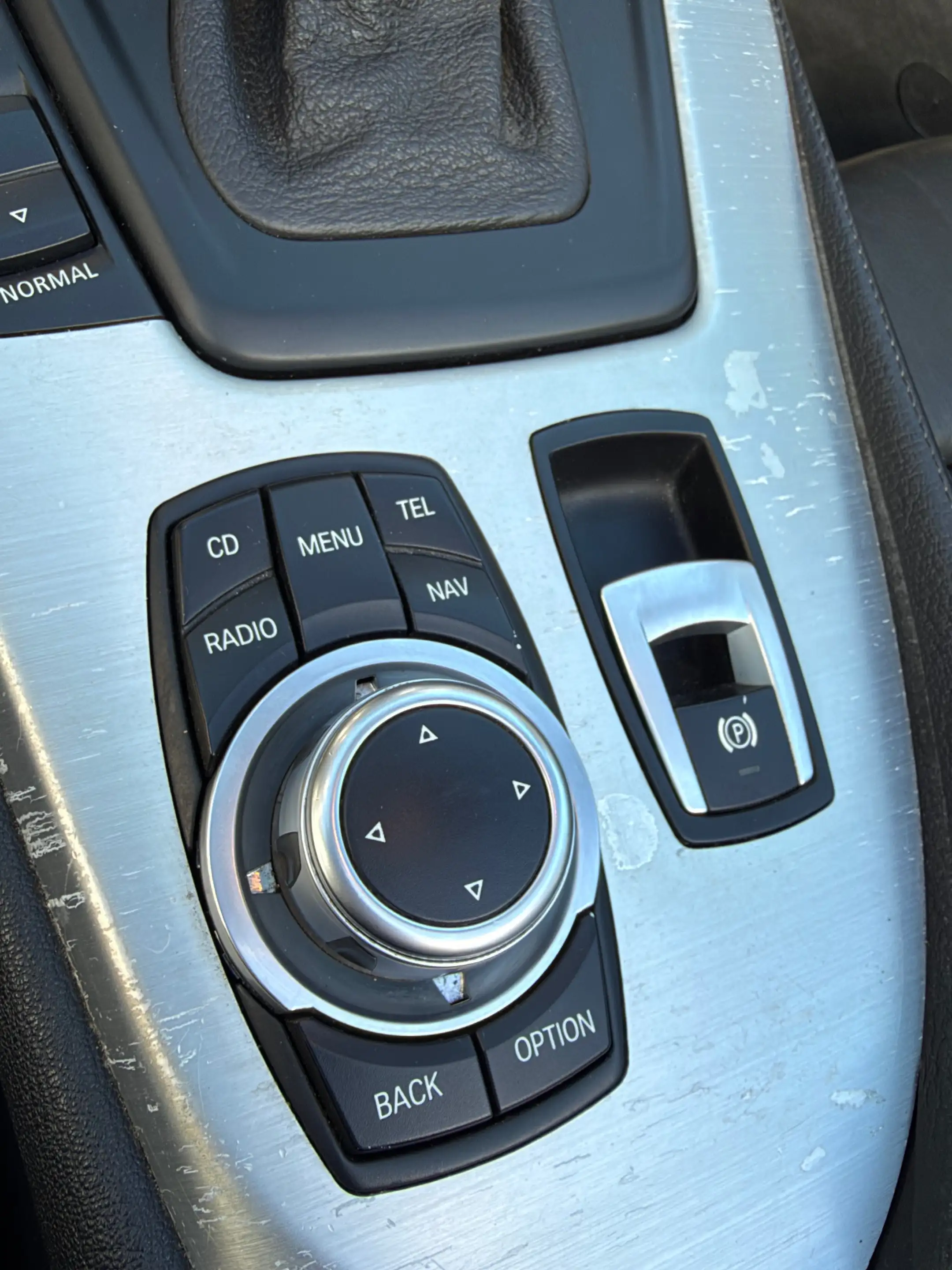 BMW Z4 sdrive 23i Automatik TÜV neu Xenon Leder Navi — photo 9