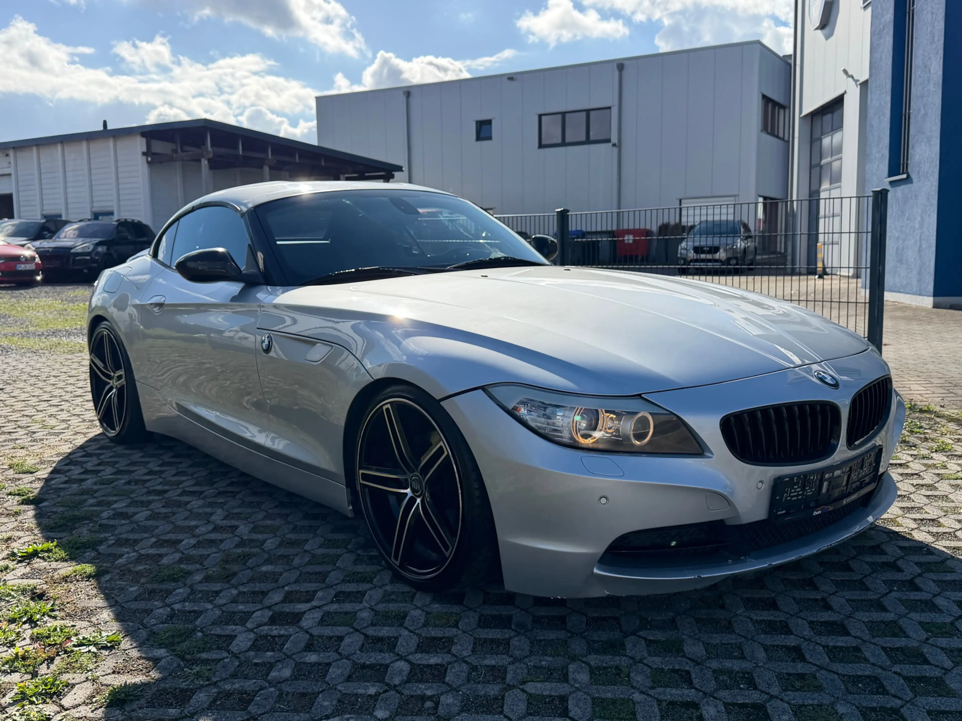 BMW Z4 sdrive 23i Automatik TÜV neu Xenon Leder Navi — photo 5