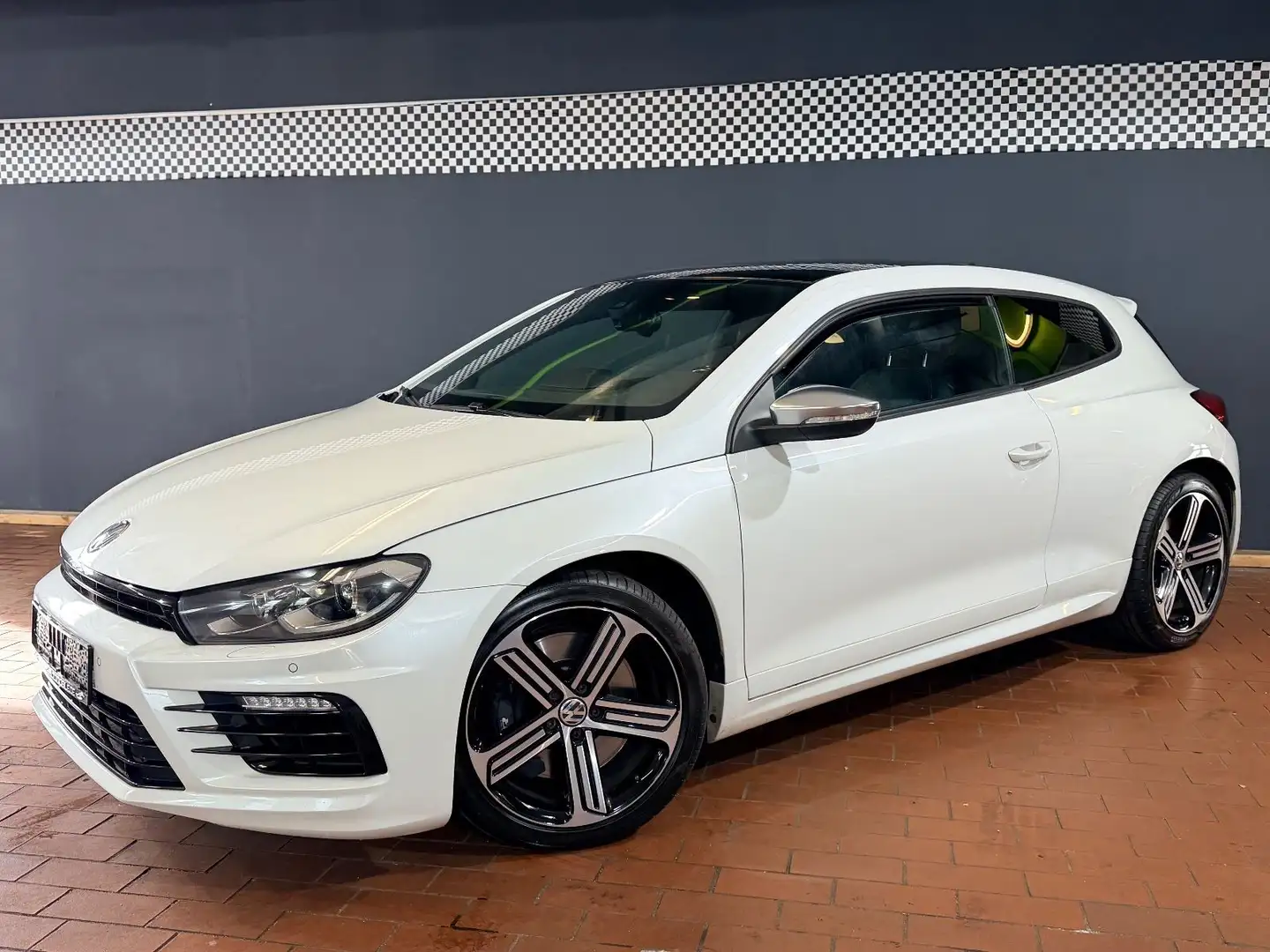 Volkswagen Scirocco R DSG Keyless Pano Leder Kamera BiXenon Blanc - 2