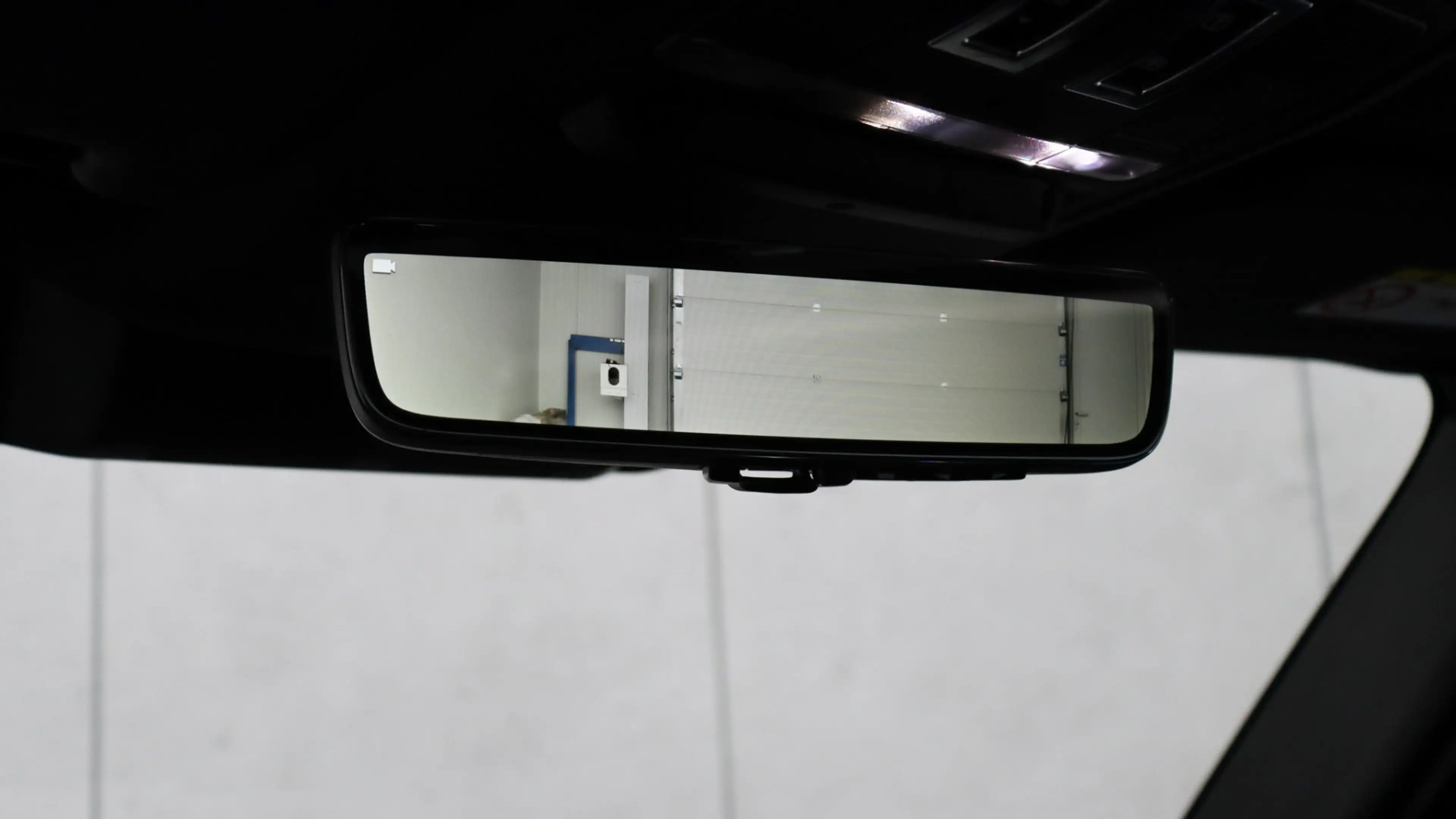 Land Rover Defender 110 P300e 110 X-Dynamic HSE | Stoelventiltie | Hea — photo 21