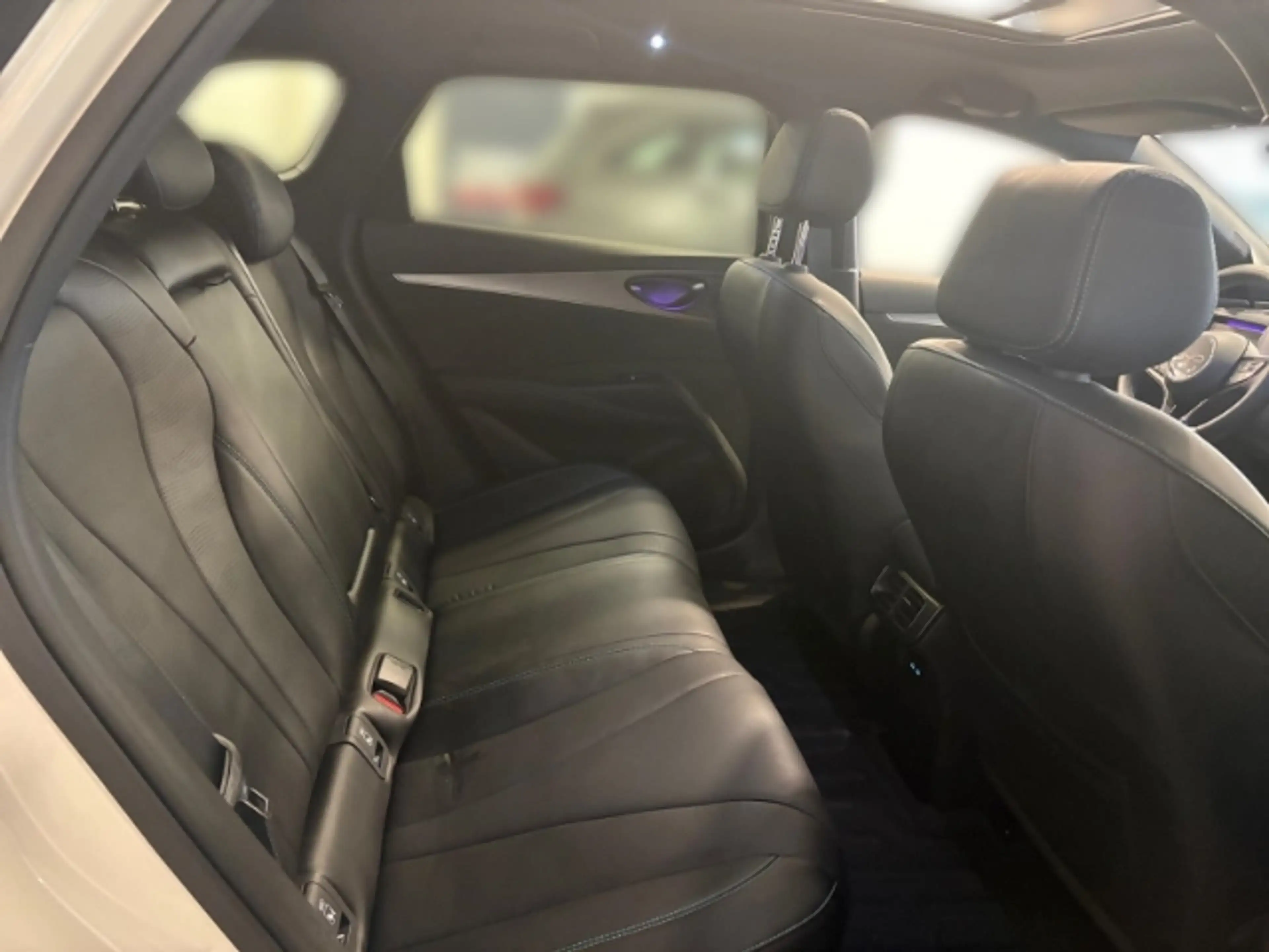 BYD Seal 1.5 PHEV 6 Touring DM-i Comfort Lite — photo 13