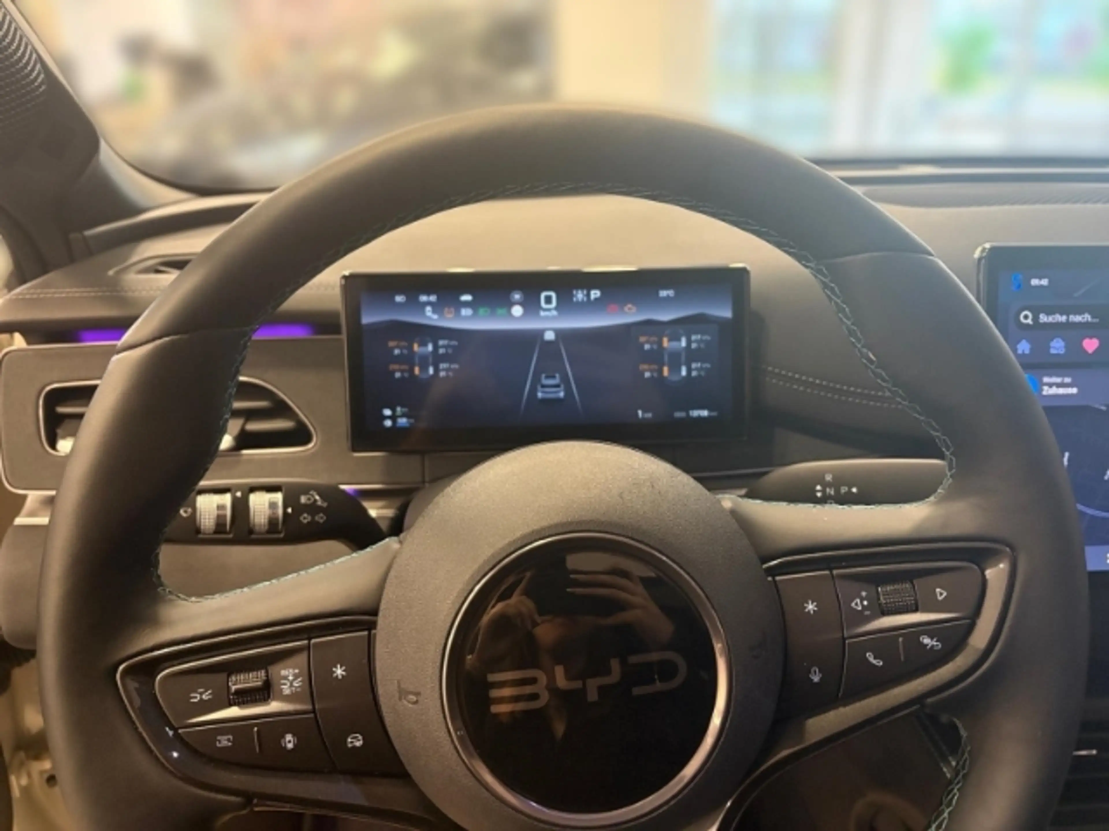 BYD Seal 1.5 PHEV 6 Touring DM-i Comfort Lite — photo 8