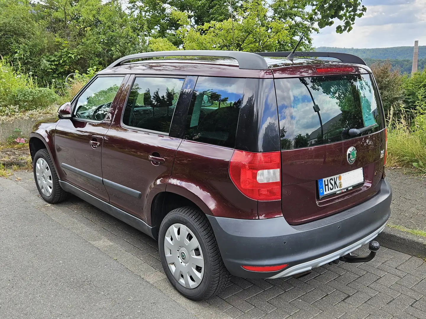 Skoda Yeti Skoda Yeti 1,2 TSI Aktive Plus, "Winterfahrzeug" Rot - 2