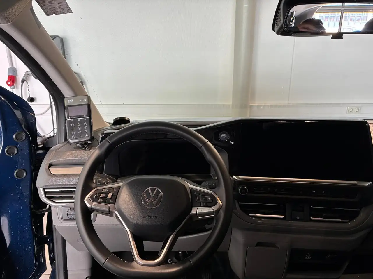 Volkswagen T7 Caravelle 2026 — фото 14