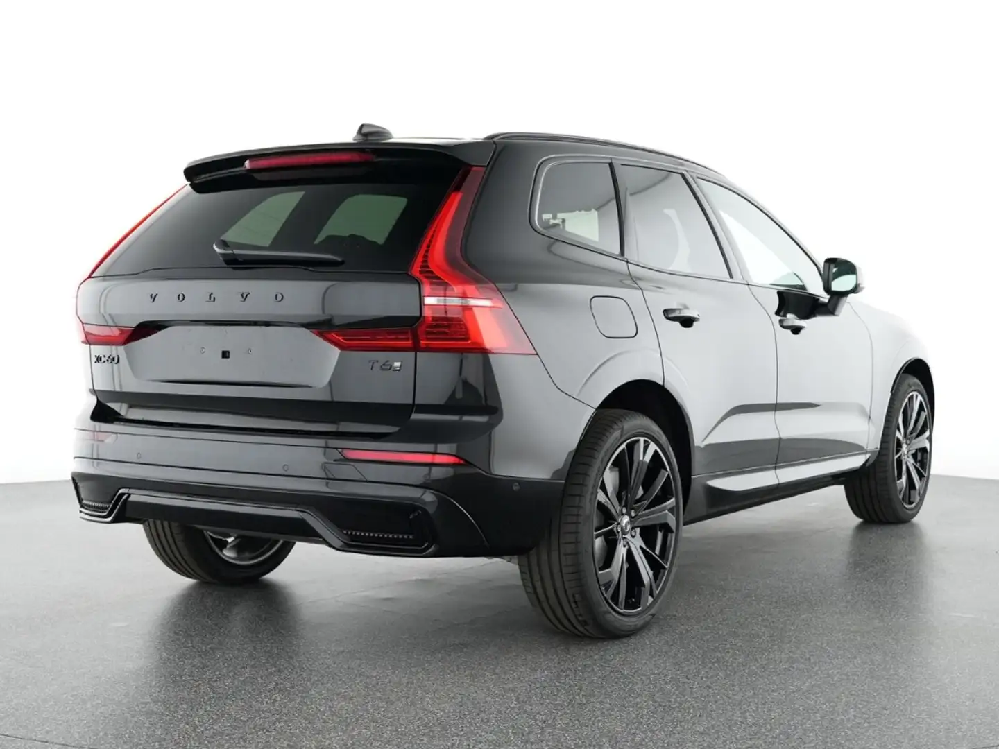 Volvo XC60 Ultra Black Edition Recharge Plug-In Hybrid AWD HU Schwarz - 2