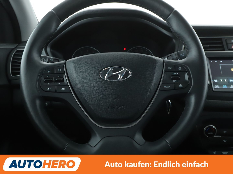 Hyundai i20 1.0 TGDI Trend *NAVI*CAM*PDC*SHZ* — photo 19