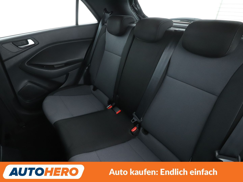 Hyundai i20 1.0 TGDI Trend *NAVI*CAM*PDC*SHZ* — photo 14