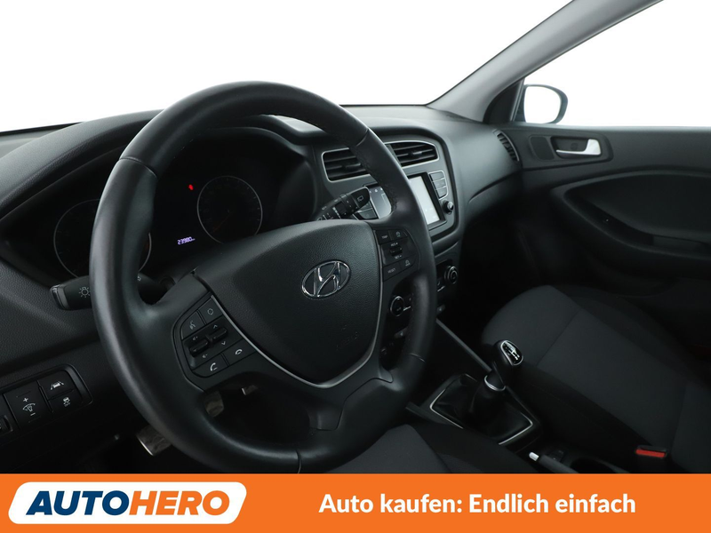 Hyundai i20 1.0 TGDI Trend *NAVI*CAM*PDC*SHZ* — photo 11