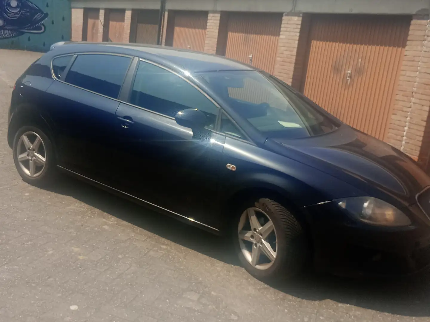 SEAT Leon Leon 1.6 TDI DPF Reference Noir - 1