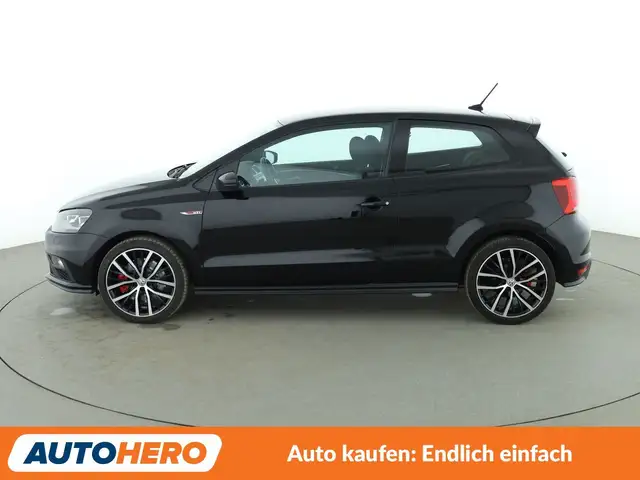 Volkswagen Polo view 3