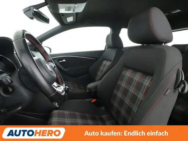 Volkswagen Polo view 10