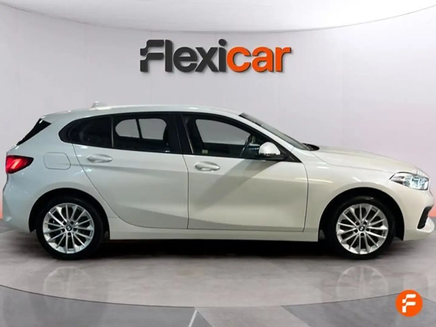 BMW 116 118iA M Sport Pro Blanc - 1