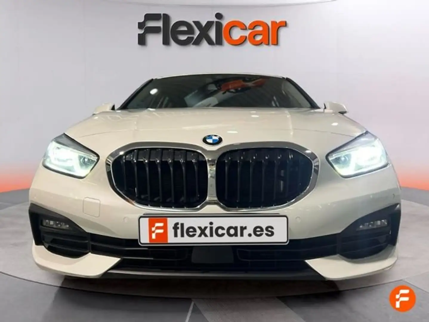 BMW 116 118iA M Sport Pro Blanc - 2