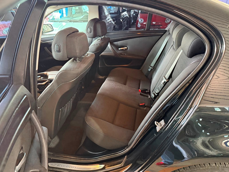 BMW 520 d Limousine Automatik / Navi / Klima — photo 9