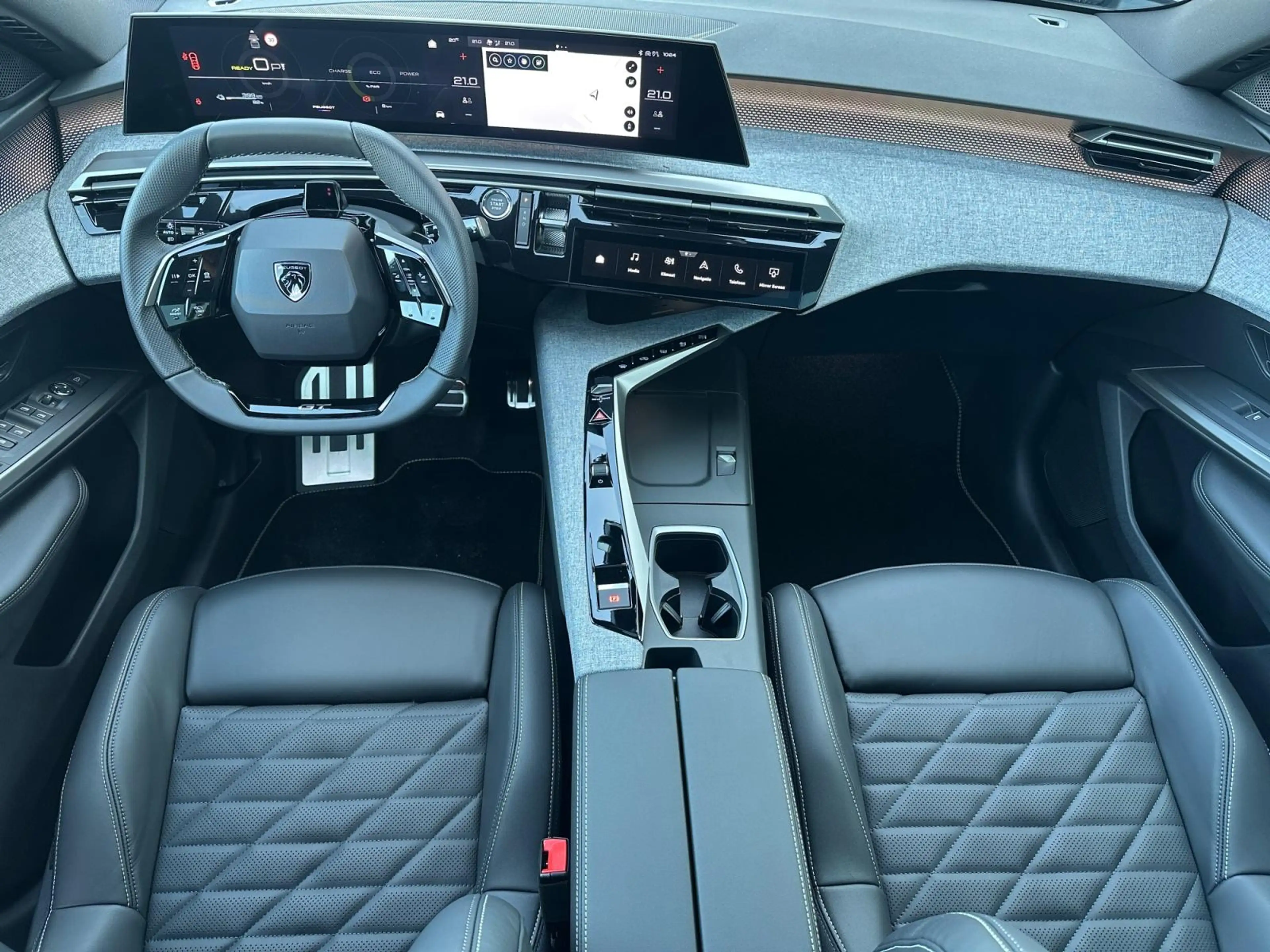 Peugeot 5008 e-5008 GT EV 73kWh 210pk | PANORAMIC NAVIGATION | — photo 15