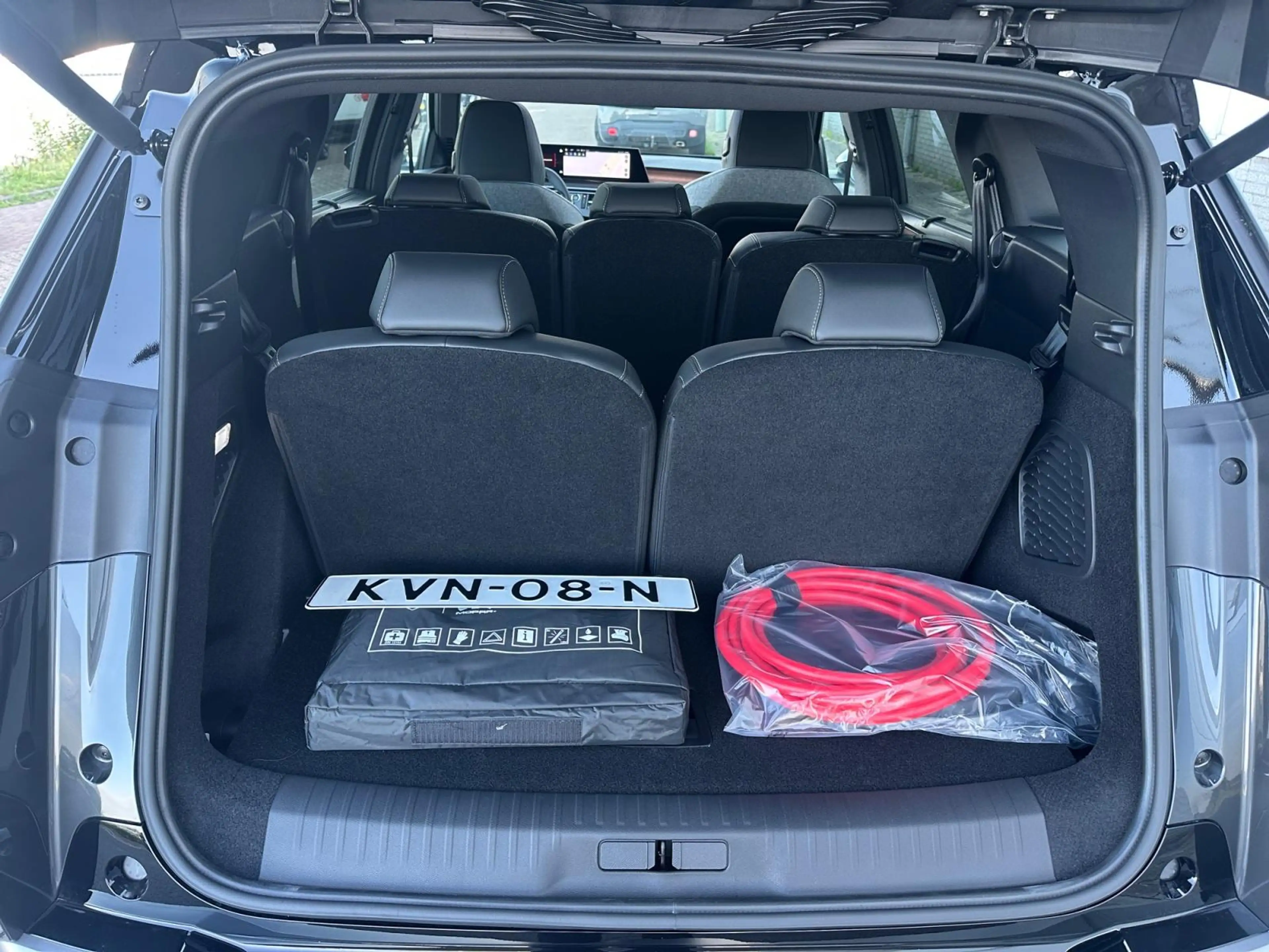 Peugeot 5008 e-5008 GT EV 73kWh 210pk | PANORAMIC NAVIGATION | — photo 13