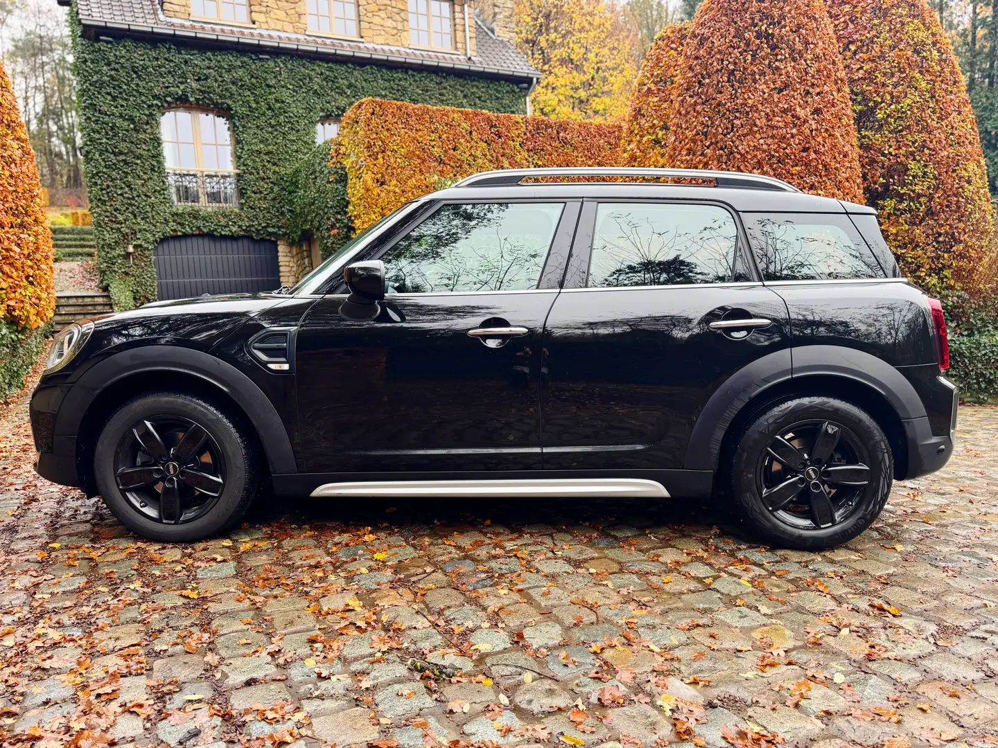 MINI One Countryman MINI ONE COUNTRYMAN AUTOMATIQUE Noir - 1