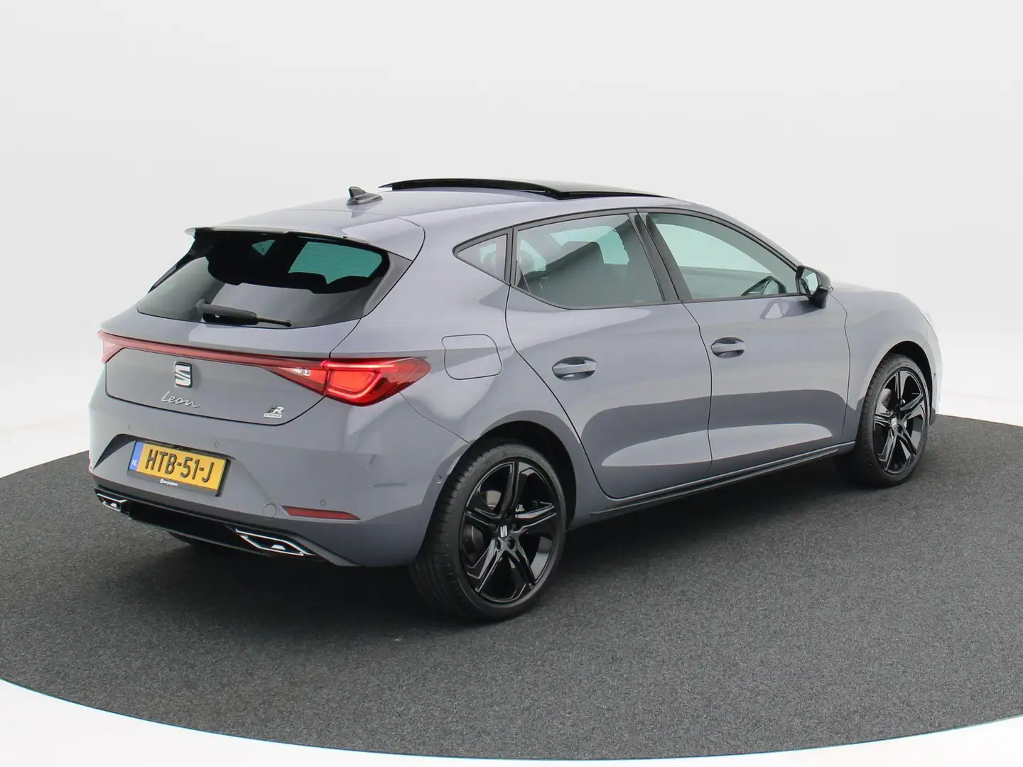 SEAT Leon FR Business 1.5 TSI eHybrid PHEV 204pk | Panoramad Gris - 2