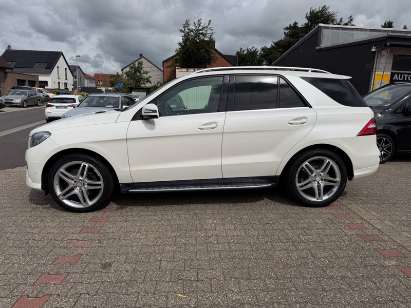 Mercedes-Benz ML 350 BT AMG/SPORT PANO DESIGNO VOLL — photo 9