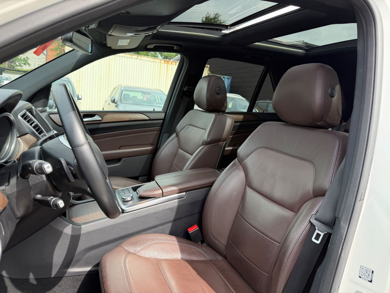 Mercedes-Benz ML 350 BT AMG/SPORT PANO DESIGNO VOLL — photo 13
