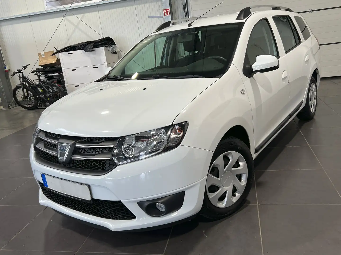 Dacia Logan MCV II Kombi **Navi*Klima*Bluetooth** Blanc - 1