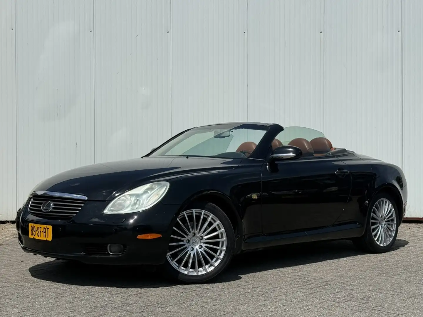 Lexus SC 430 Mark Levinson PDC V8 Schwarz - 1
