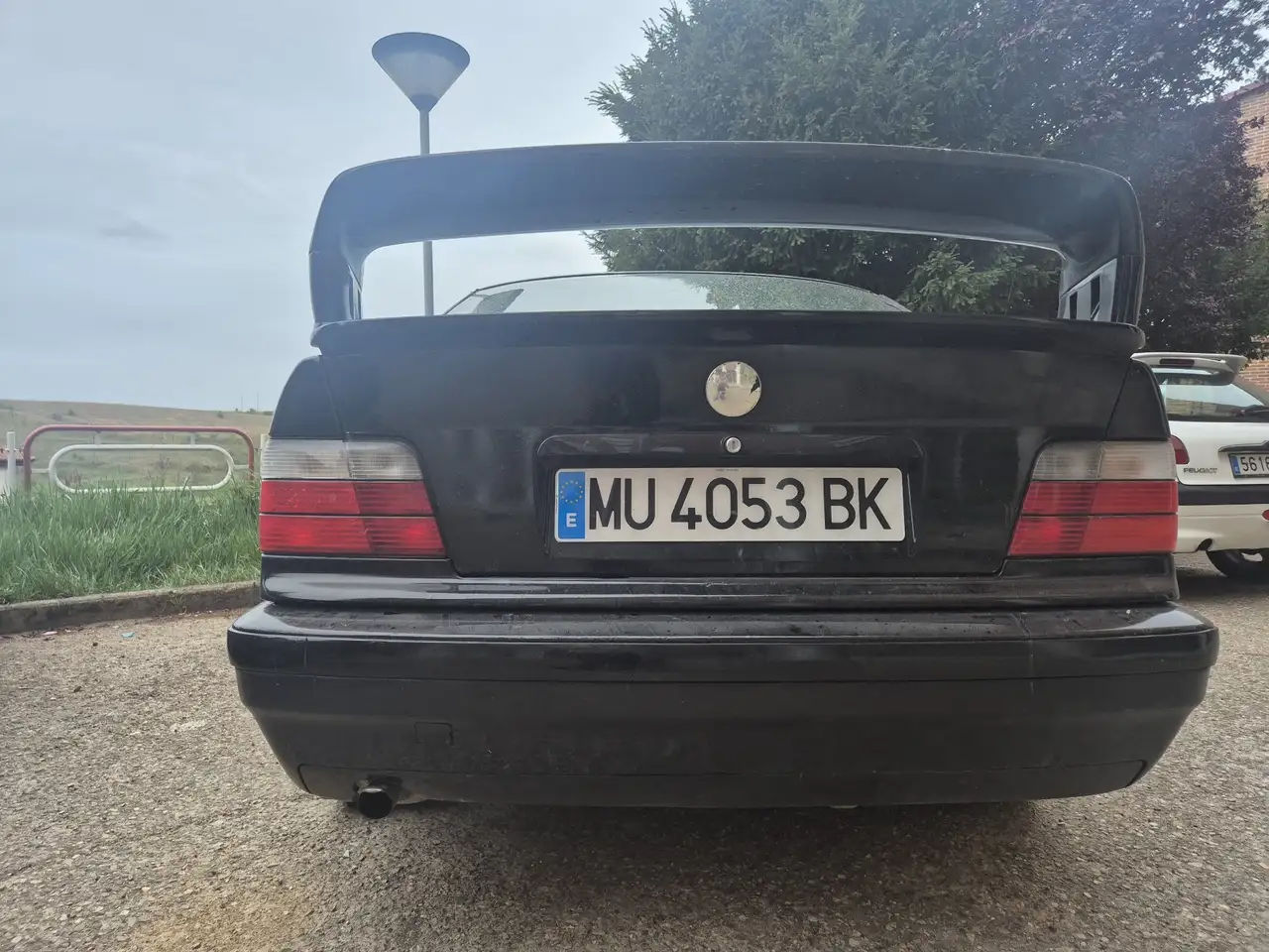 BMW 318i, foto 4