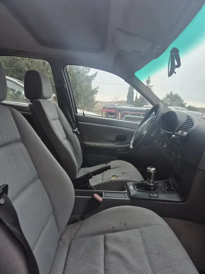 BMW 318i, foto 5
