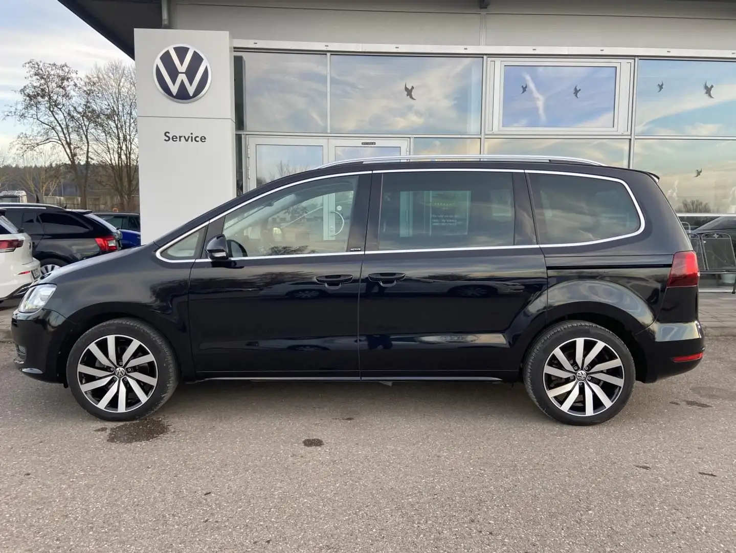 Volkswagen Sharan 1.4 TSI DSG Active 7-SITZER+DYNAUDIO+EL.H Schwarz - 2