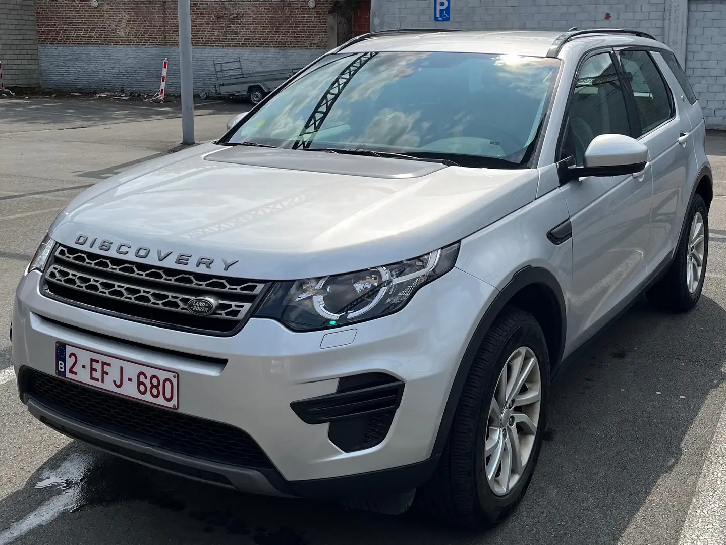 Land Rover Discovery Sport Discovery Sport TD4 SE Zilver - 2