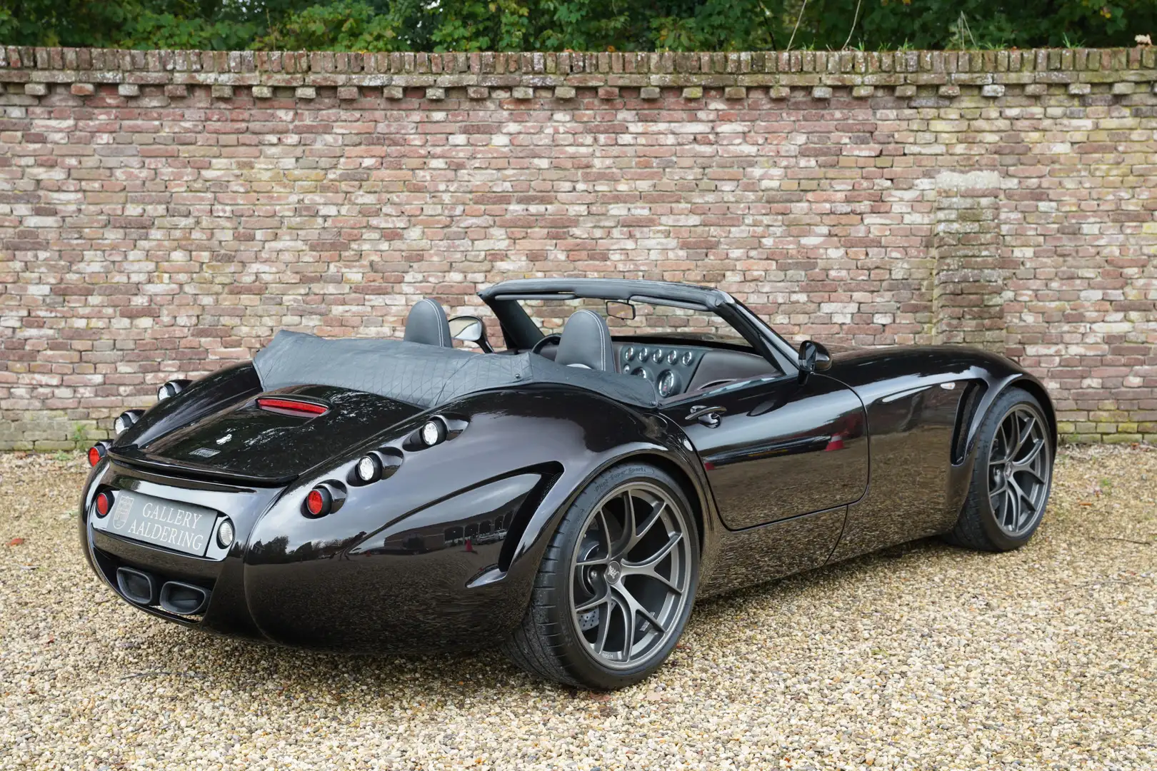 Wiesmann MF 5 V10 "Prototype" Equipped with the "notorious" BMW Schwarz - 2