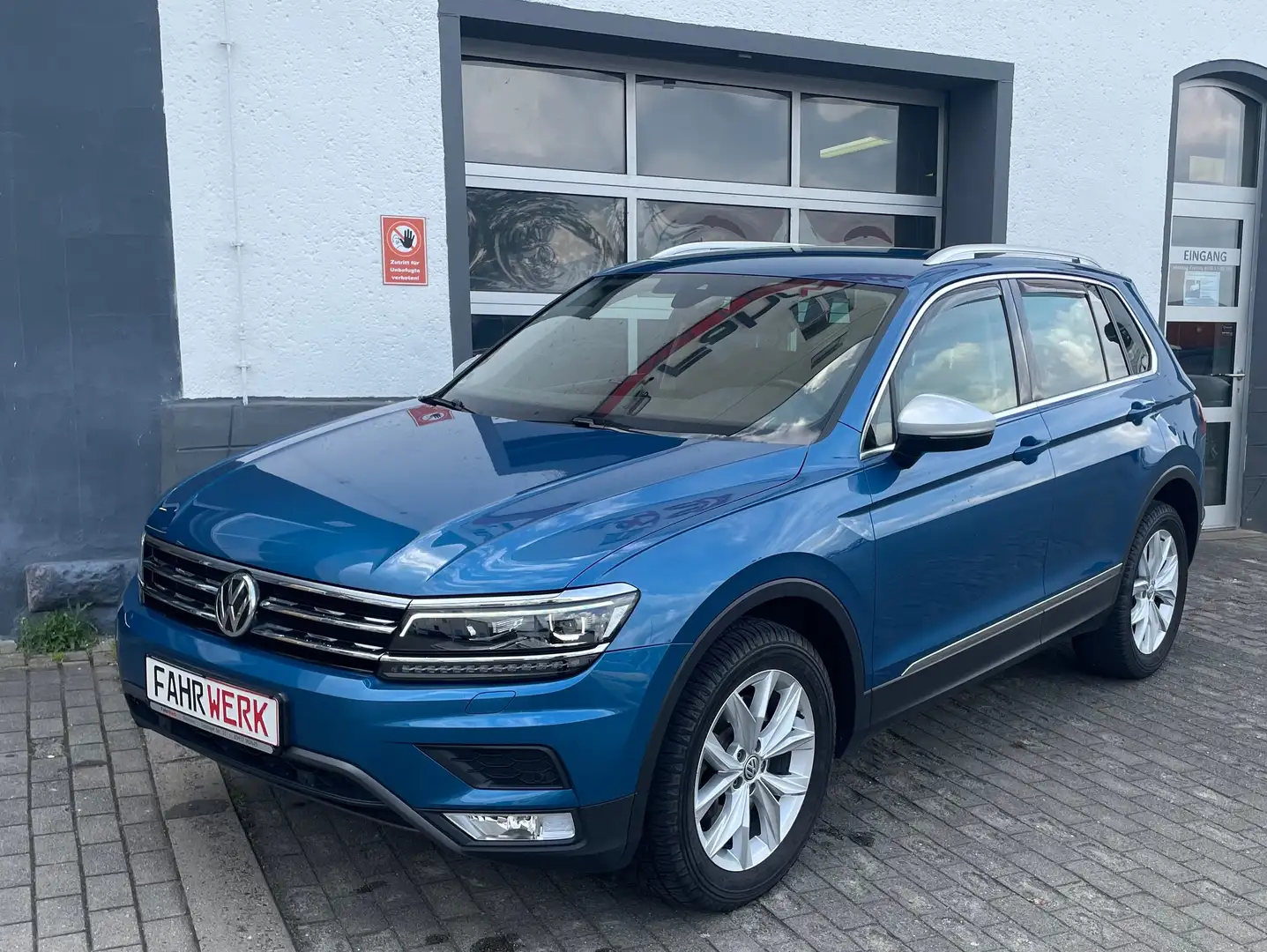 Volkswagen Tiguan Highline BMT/Start-Stopp 4Motion Blau - 1