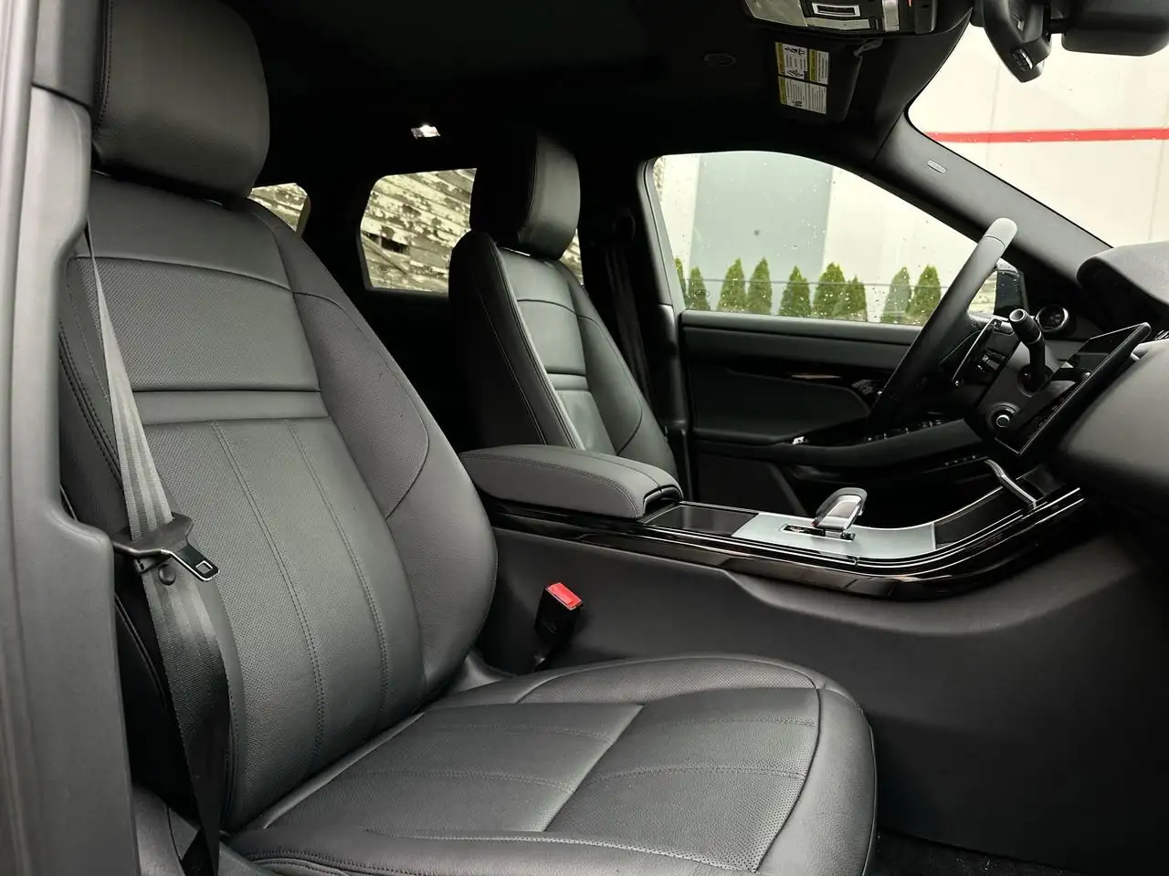 Land Rover Range Rover Evoque снимка Land Rover Range Rover Evoque