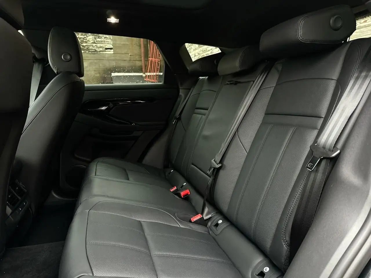Land Rover Range Rover Evoque снимка Land Rover Range Rover Evoque
