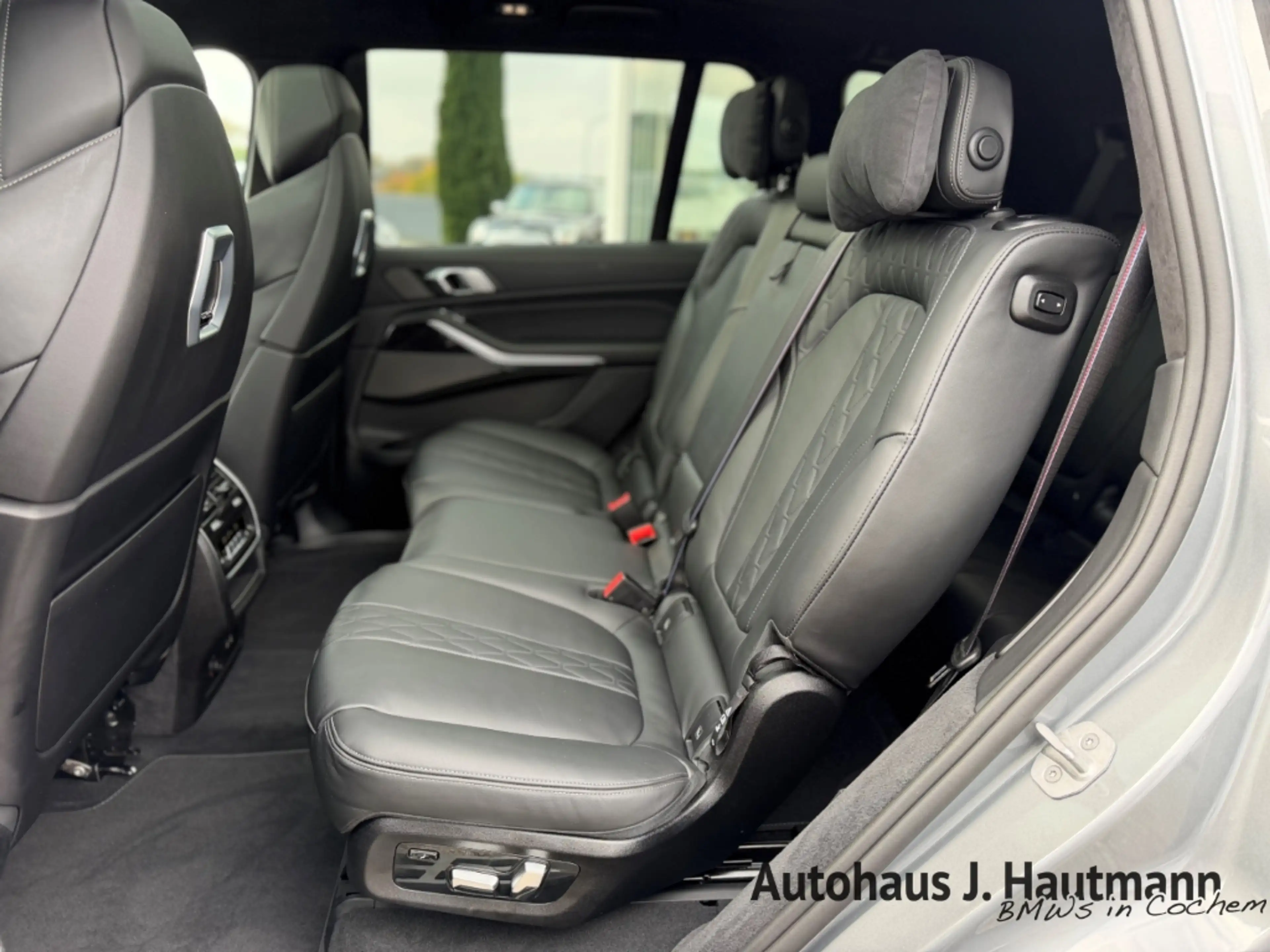 BMW X7 xDrive 40d M SPORT PRO *NP:138.290€*M-SITZE* — photo 13