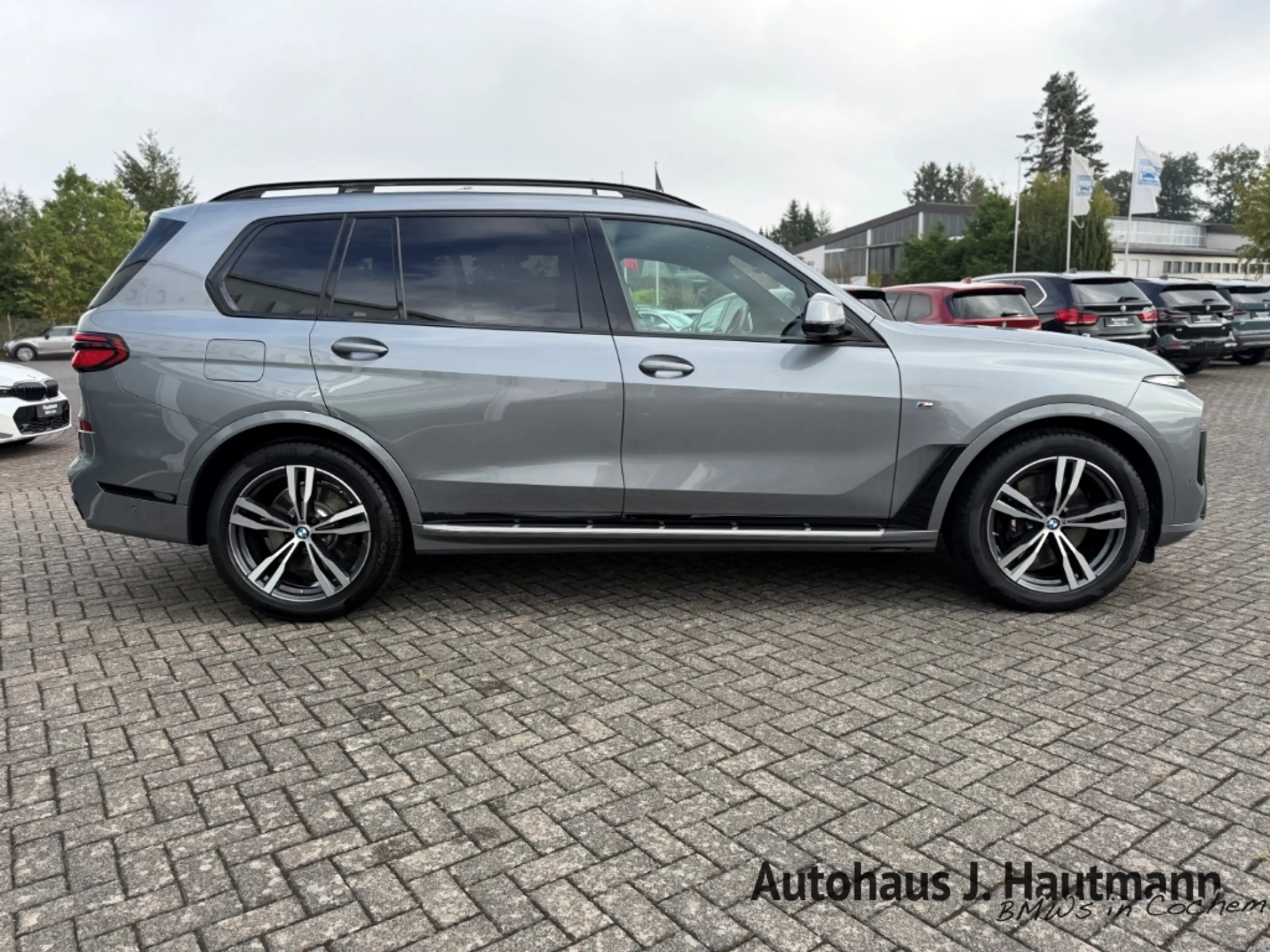 BMW X7 xDrive 40d M SPORT PRO *NP:138.290€*M-SITZE* — photo 9