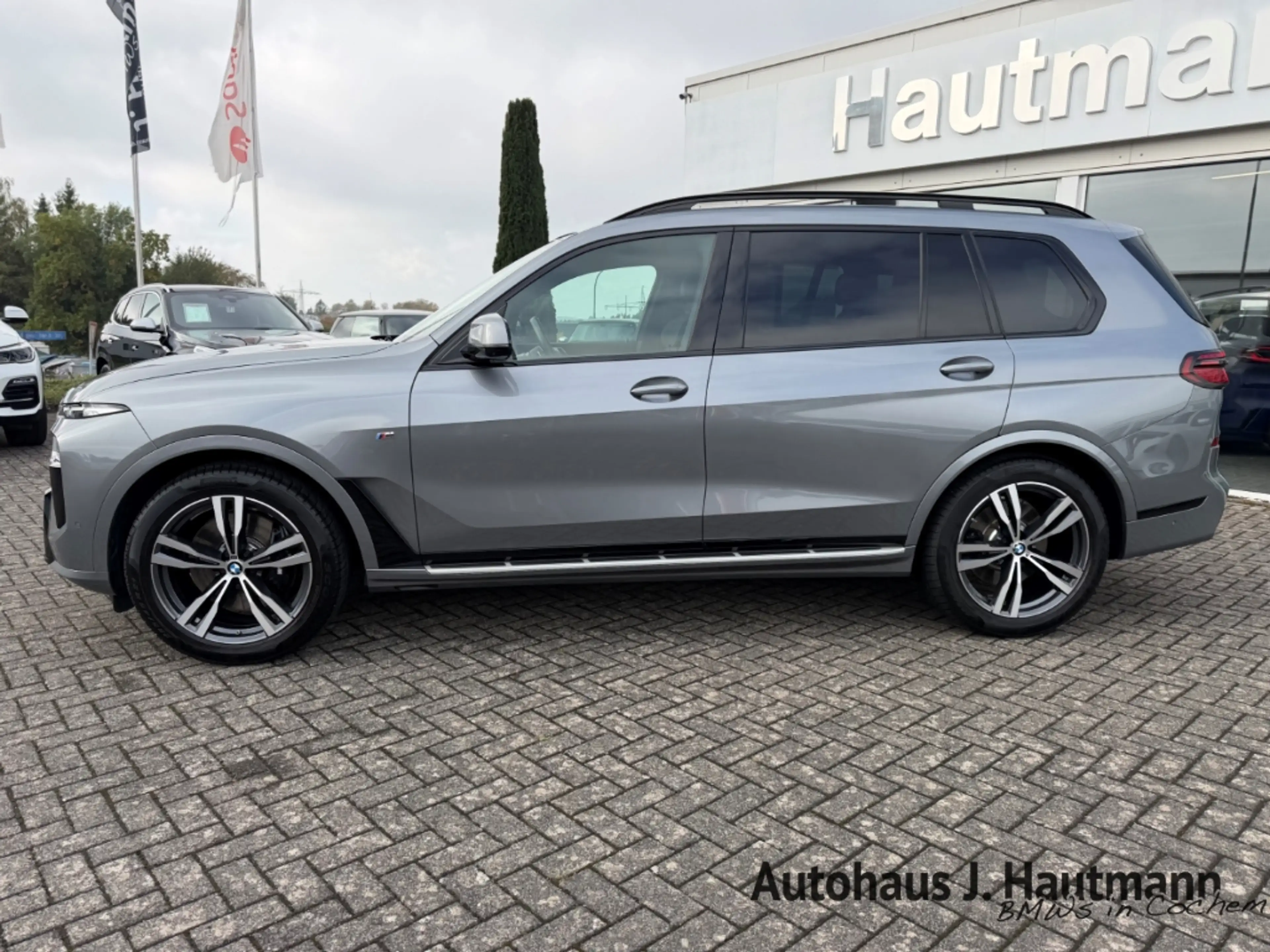 BMW X7 xDrive 40d M SPORT PRO *NP:138.290€*M-SITZE* — photo 4