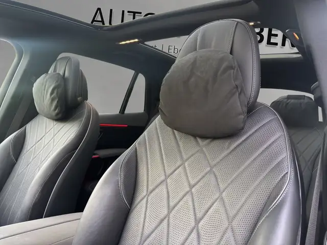 Mercedes-Benz EQS view 11