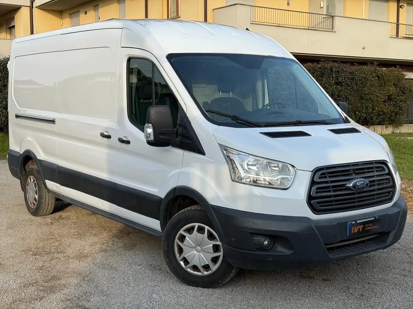 Ford Transit Transit 330 2.0TDCi EcoBlue 130CV PL-TM Furgone Tr Blanc - 2
