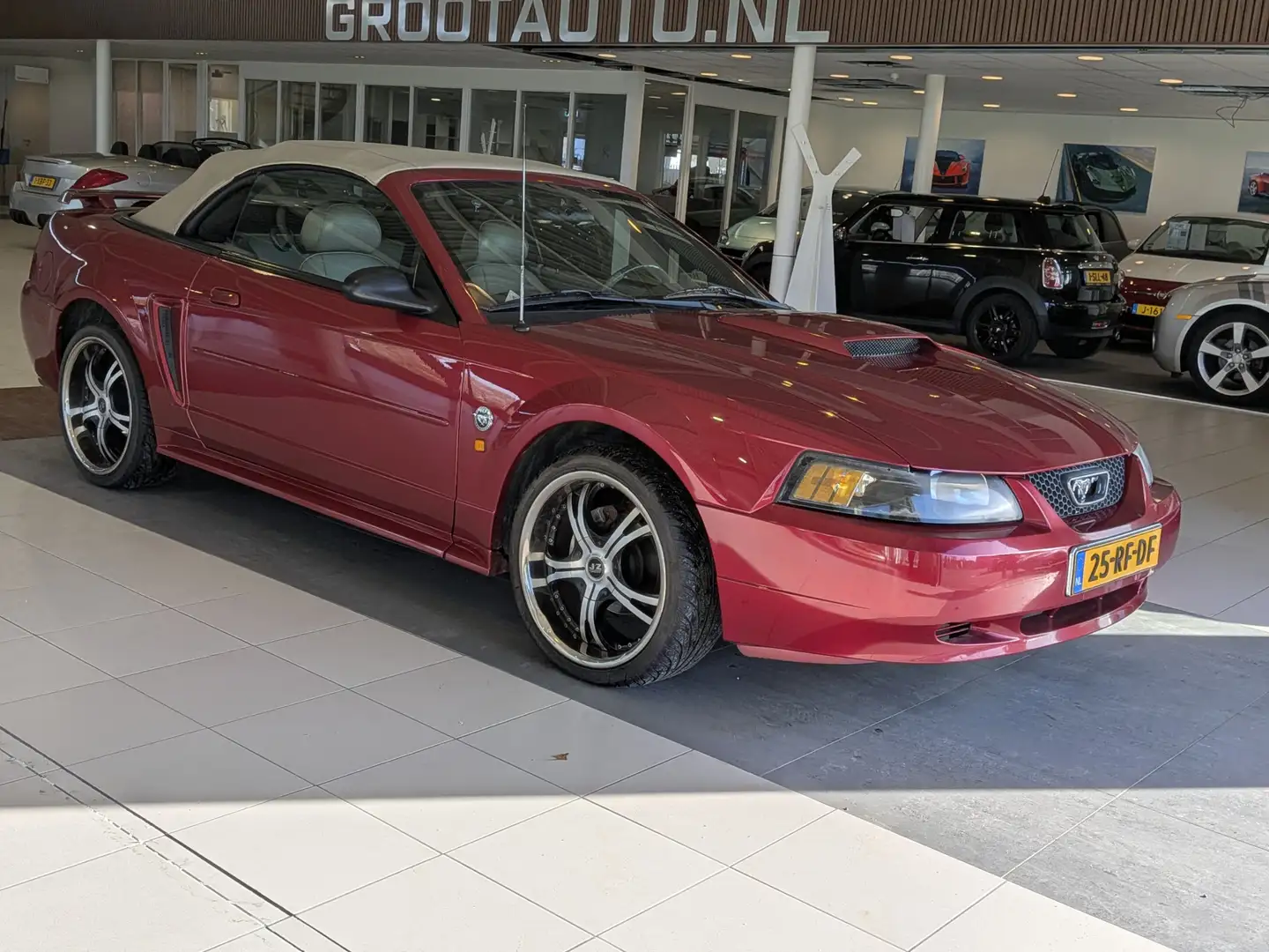 Ford Mustang 3.9 V6 Automaat Airco, Cruise control, Leder Rood - 1