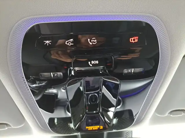 Mercedes-Benz C-Class view 13