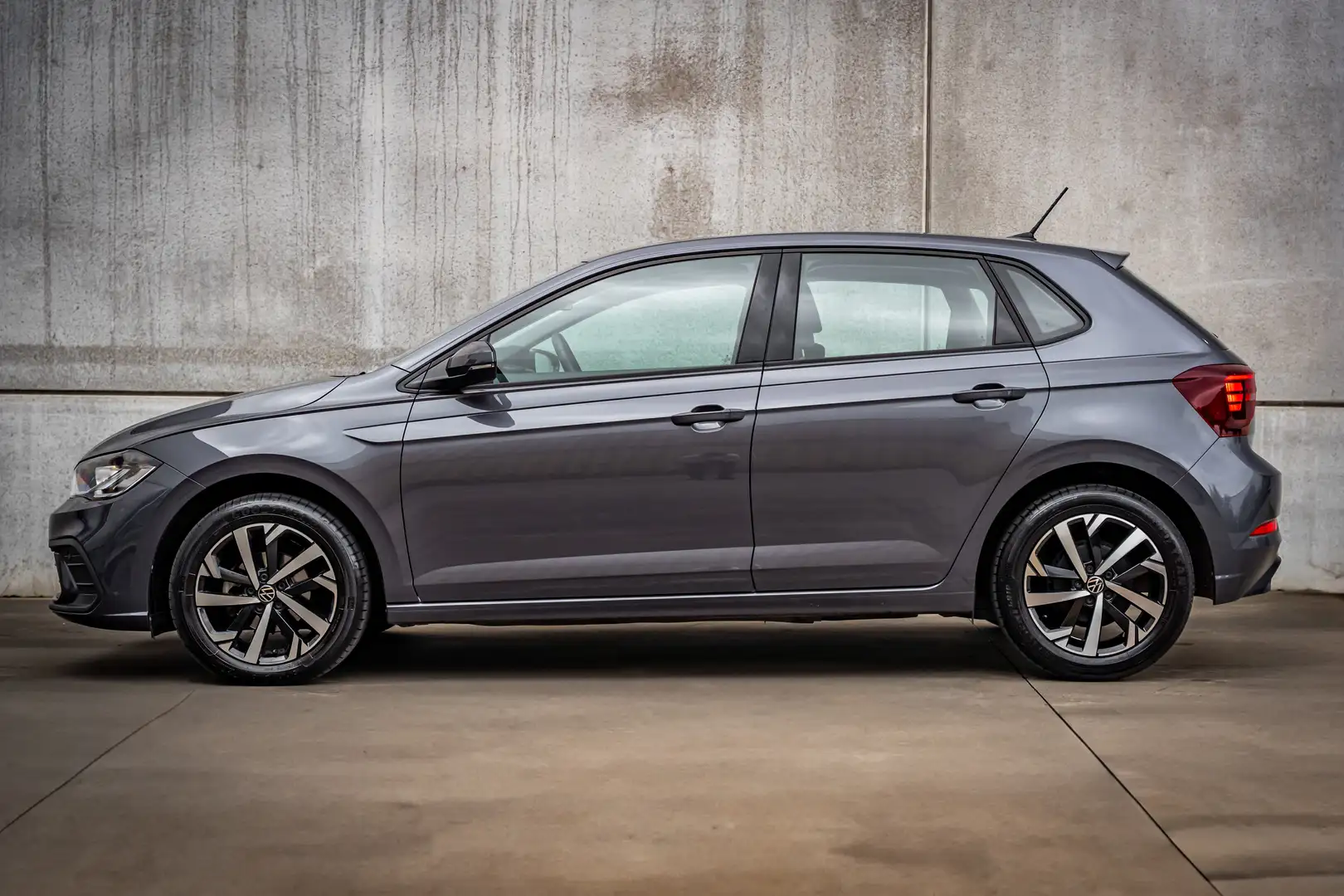 Volkswagen Polo Polo 1.0 TSI Life OPF DSG Gris - 2