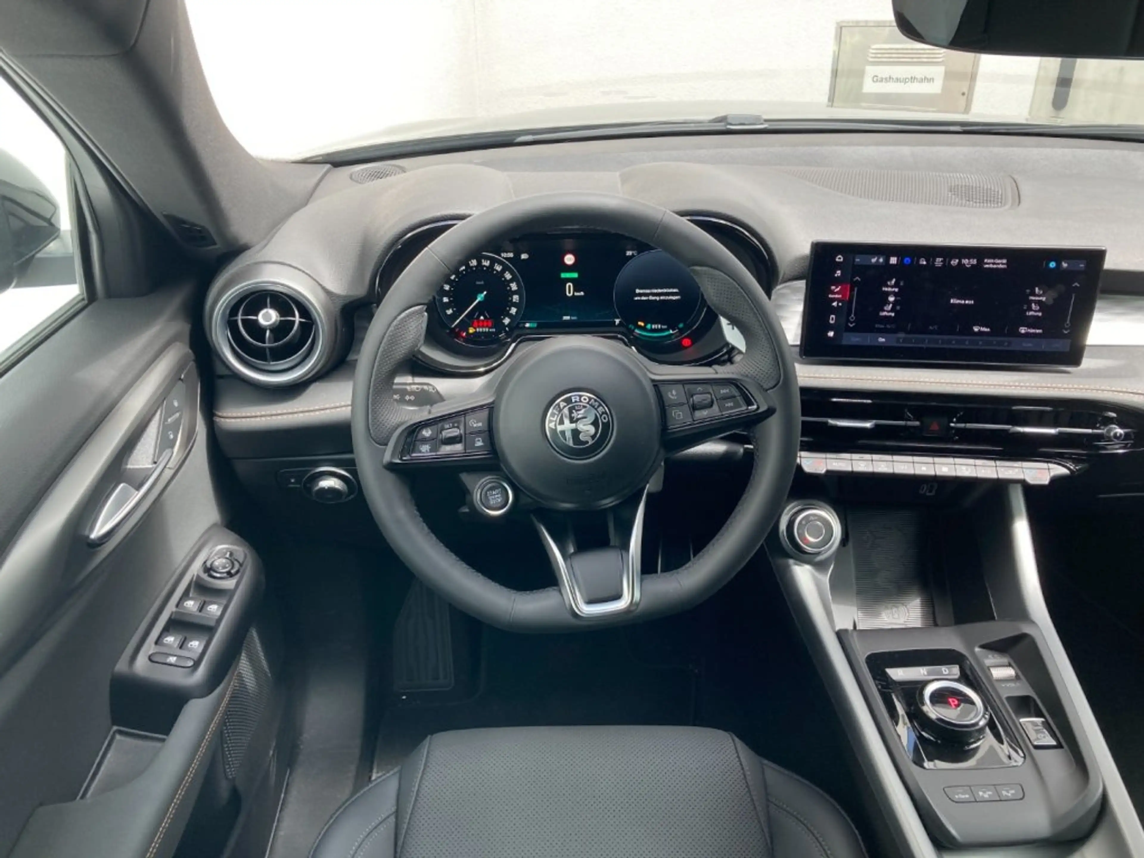 Alfa Romeo Tonale Ibrida Plug-In Tonale 1.3 270ps Ibrida Plug — photo 8