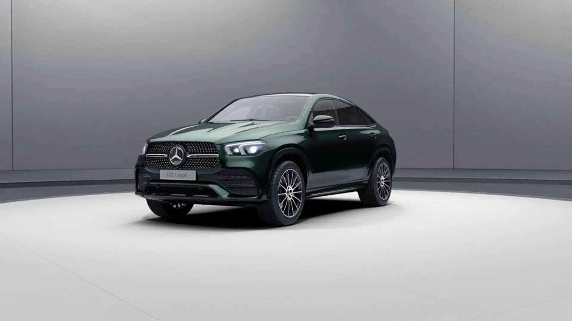 Mercedes-Benz GLE 400 d 4M Coupé AMG/MULTIBEAM/AHK/Fahrass/Pano Vert - 1