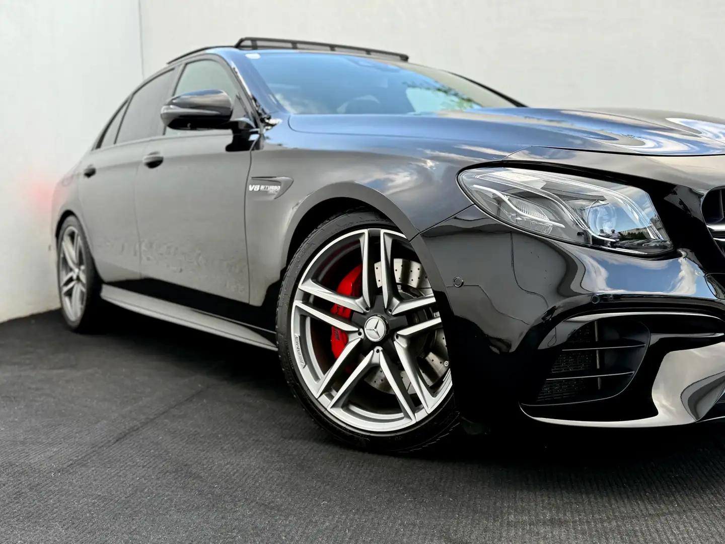 Mercedes-Benz E 63 AMG E 63 S AMG-Perfomance 4Matic+ Schwarz - 2