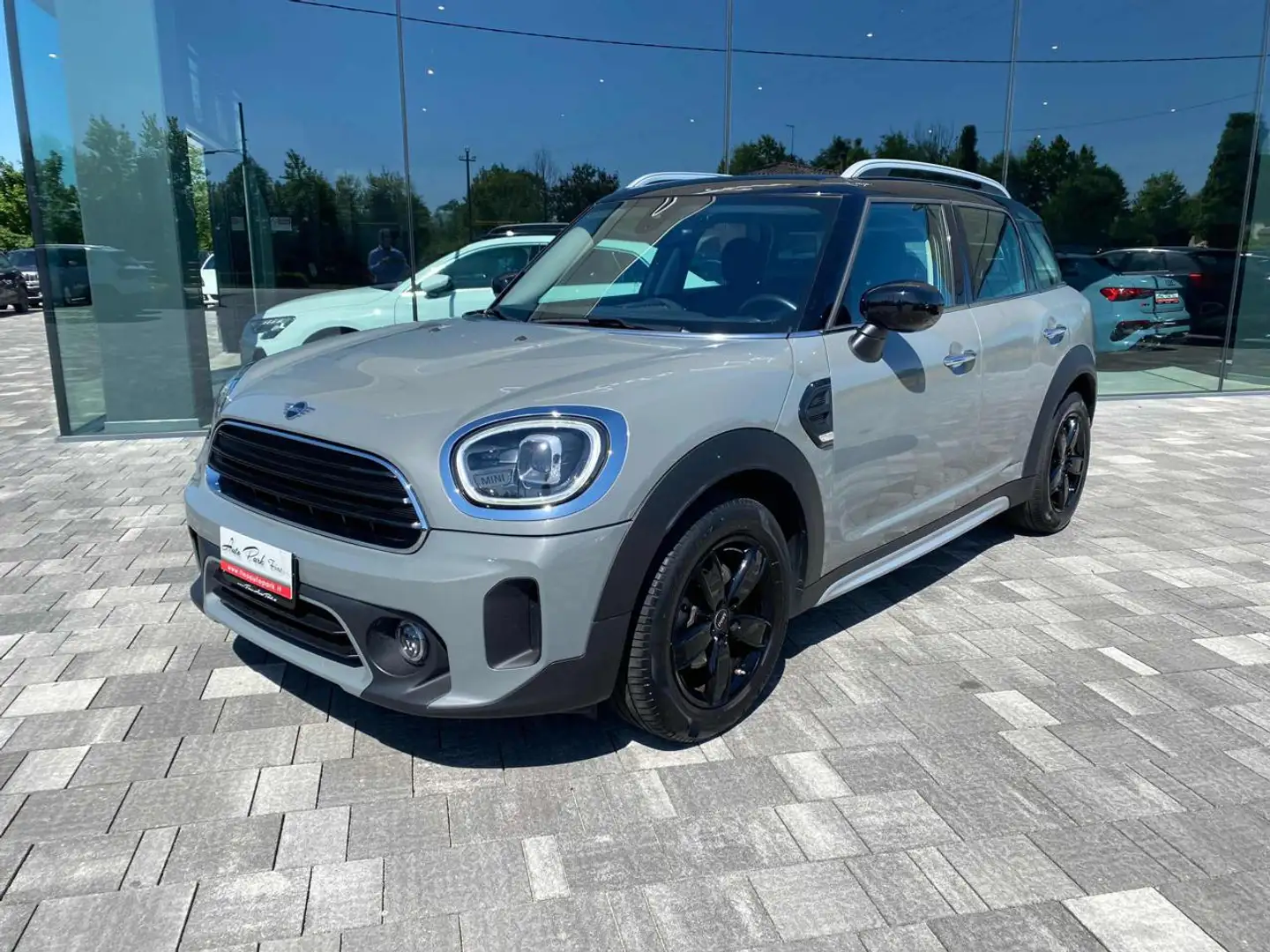 MINI Cooper Countryman 1.5 Essential Grigio - 2