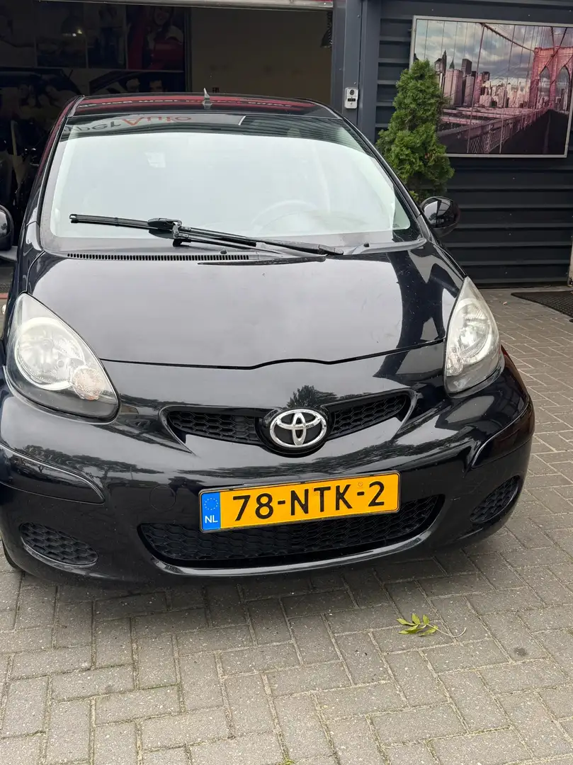 Toyota Aygo 1.0-12V Comfort 5drs airco Noir - 2