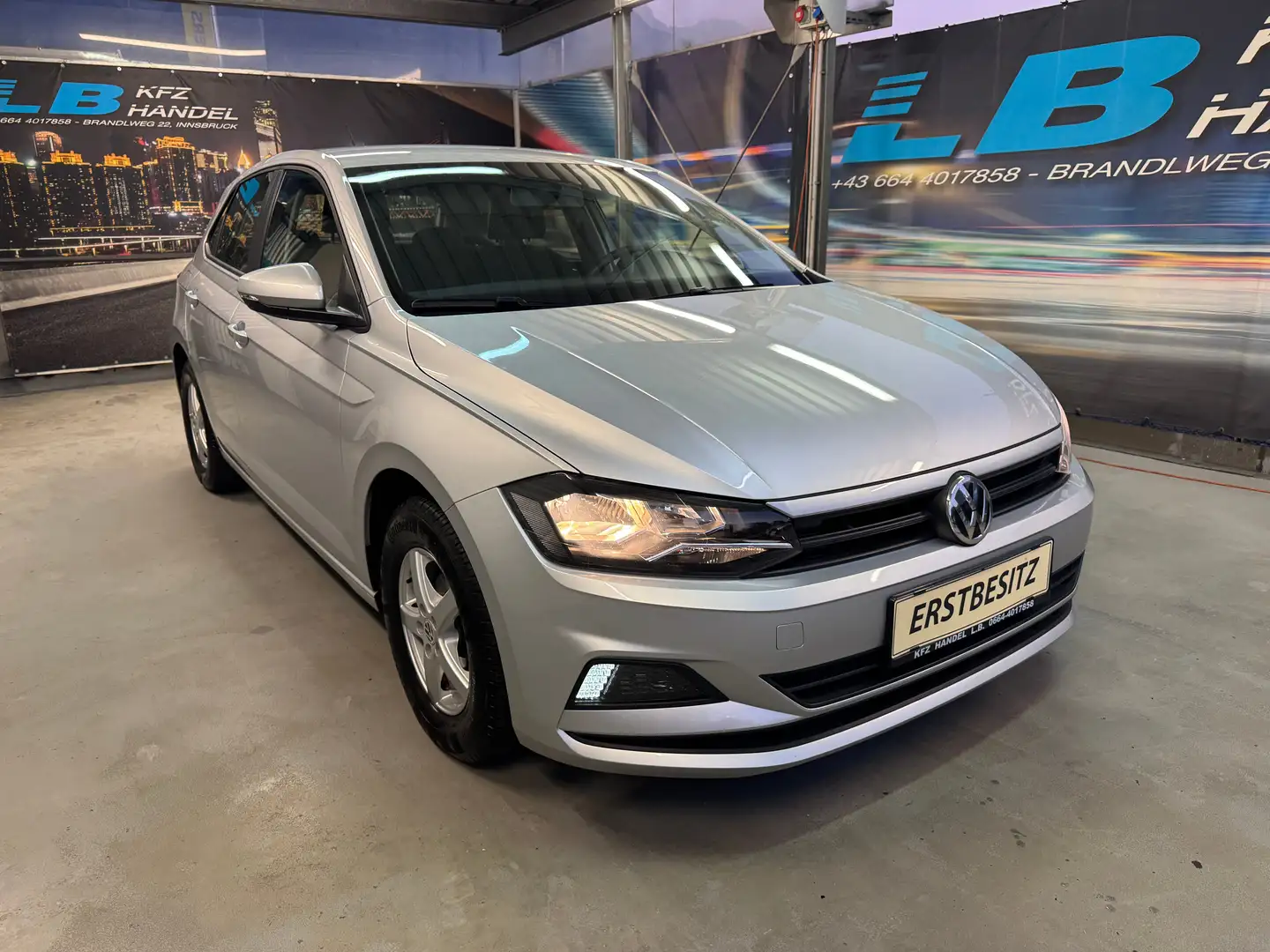 Volkswagen Polo Trendline Grau - 1