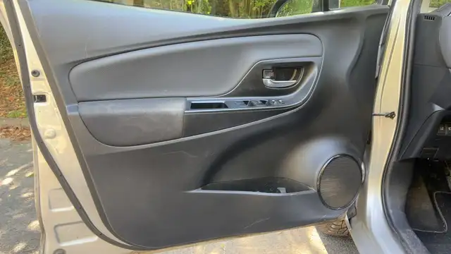 Toyota Yaris view 7
